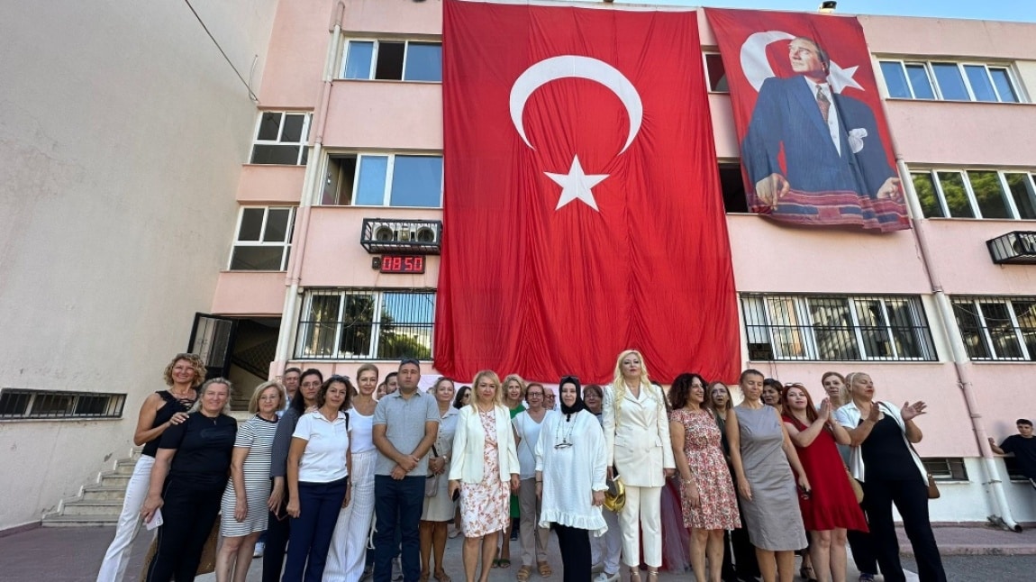 Şemikler Anadolu Lisesi Fotoğrafı